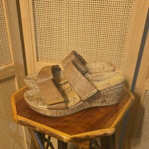 Vionic Pepper Tan Wedge Sandals Womens Size 7 Snake Print Adjustable Strap